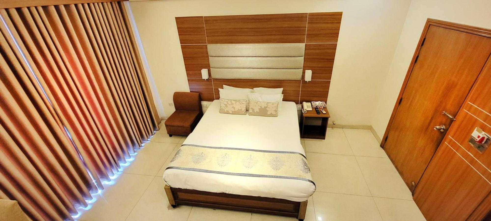 Hotel Afford Inn 达卡 外观 照片